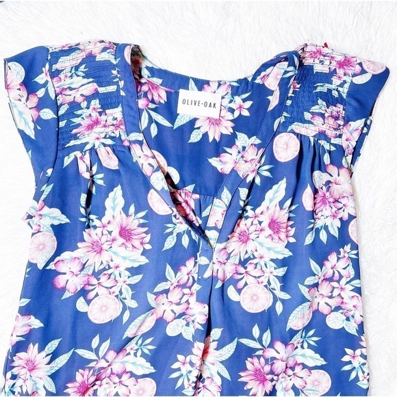 Olive & Oak Blue Flower Printed Sleeveless Top Med - Picture 5 of 6